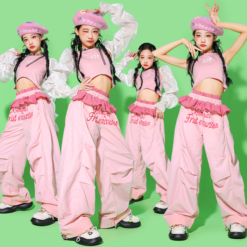 Street Fashion Outfit Girl - เสื้อผ้าเต้นแจ๊สสำหรับสาวๆ ชุดเคป๊อป ชุดแสดงฮิปฮอป กางเกงสีชมพู ชุดแฟชั่นสำหรับการแสดงเต้นสตรีท