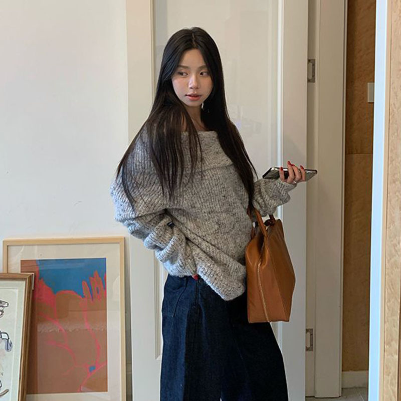 เสื้อสเวตเตอร์คอวีเปิดไหล่ ดีไ - Street Fashion In Korea บทวิจารณ์และราคา