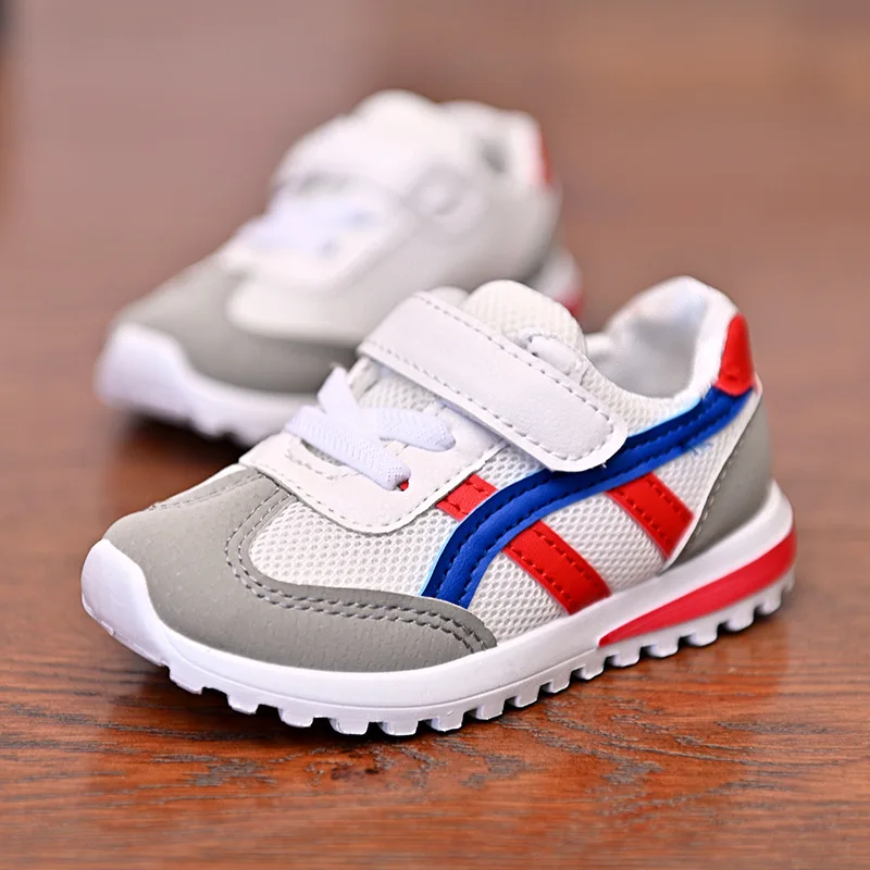 รองเท้ากีฬาผ้าตาข่ายระบายอากาศ - Street Fashion Boy บทวิจารณ์และราคา