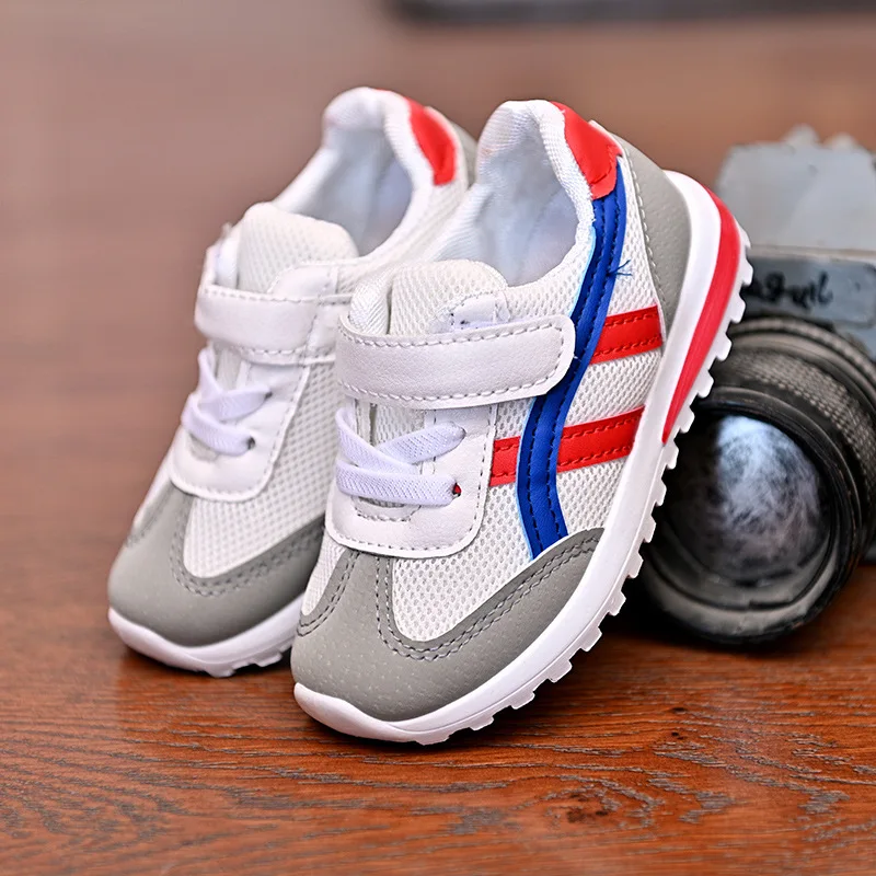 รองเท้ากีฬาผ้าตาข่ายระบายอากาศ - Street Fashion Boy บทวิจารณ์และราคา