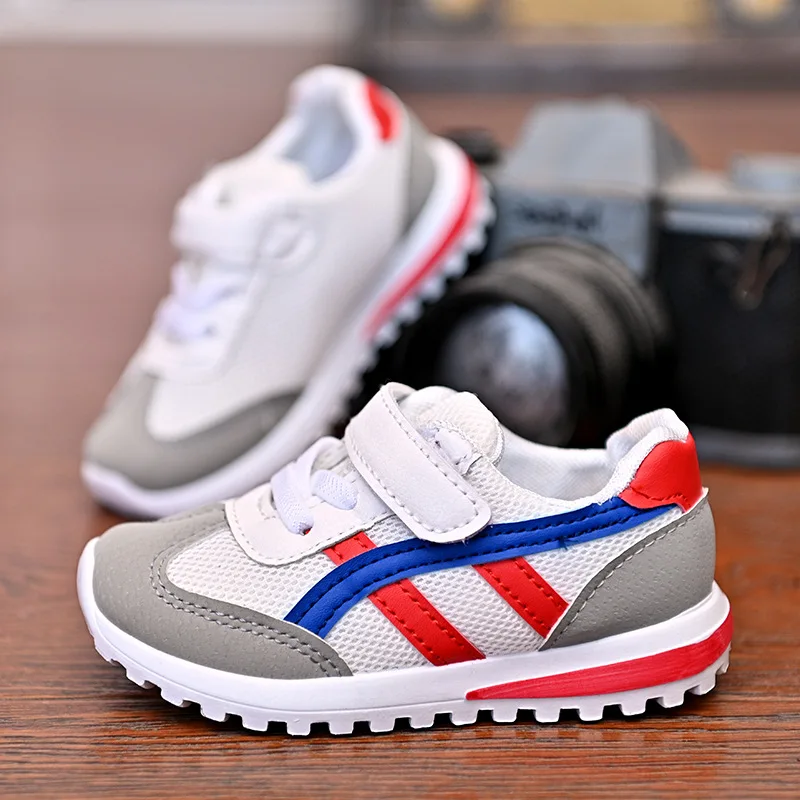 รองเท้ากีฬาผ้าตาข่ายระบายอากาศ - Street Fashion Boy บทวิจารณ์และราคา