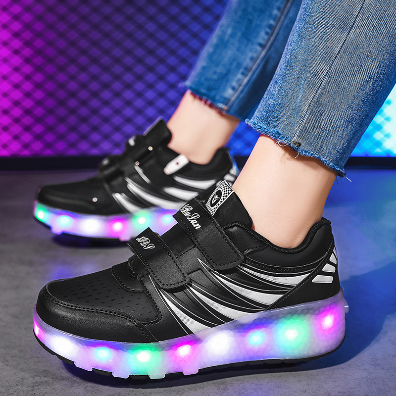 รองเท้าสเก็ตล้อเลื่อนสำหรับเด็ - Street Fashion Boy บทวิจารณ์และราคา